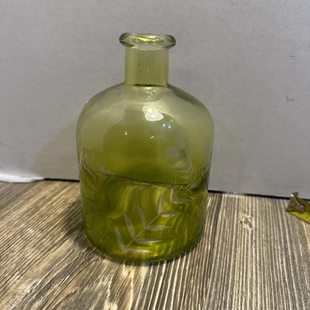 Green Glass Vase With Leaf Etching‎ Stunning